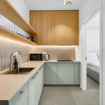 Apartman Your Paradise - Wander, Dine & Shop *