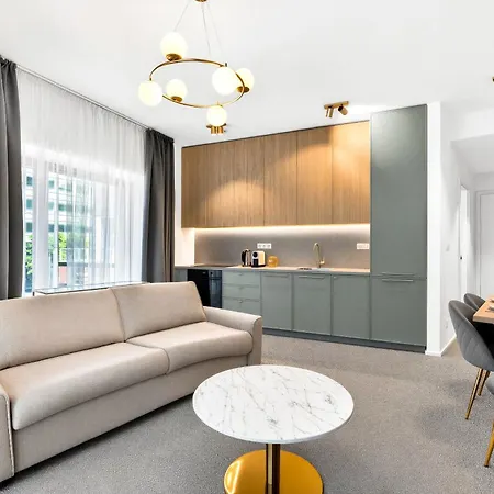 Apartman Your Paradise - Wander, Dine & Shop