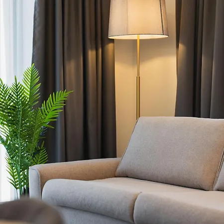Your Paradise - Wander, Dine & Shop Appartement Bratislava